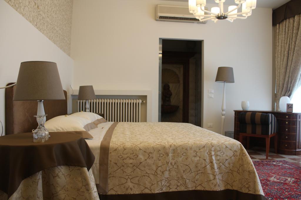 Domus Dotti V Guest House 特雷维索 外观 照片