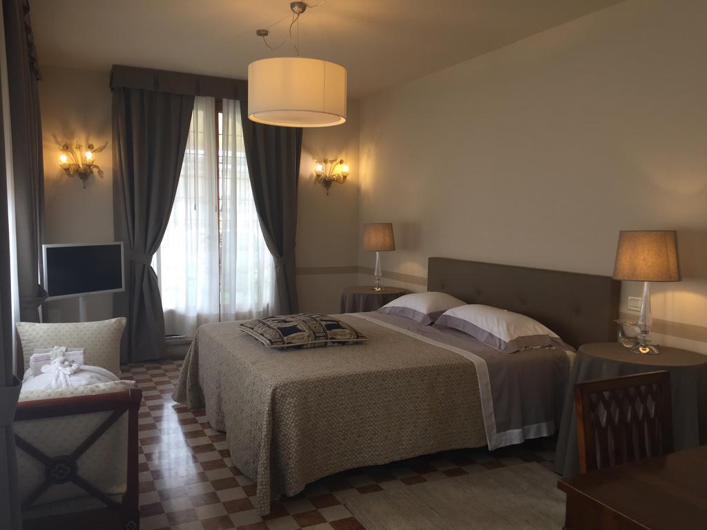 Domus Dotti V Guest House 特雷维索 外观 照片